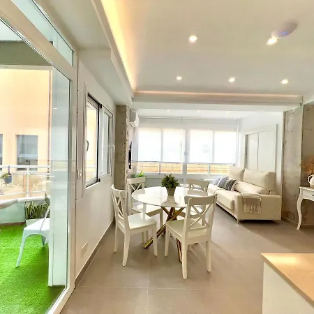 Apartment Malagueta Iii & Terrace By Ele Málaga